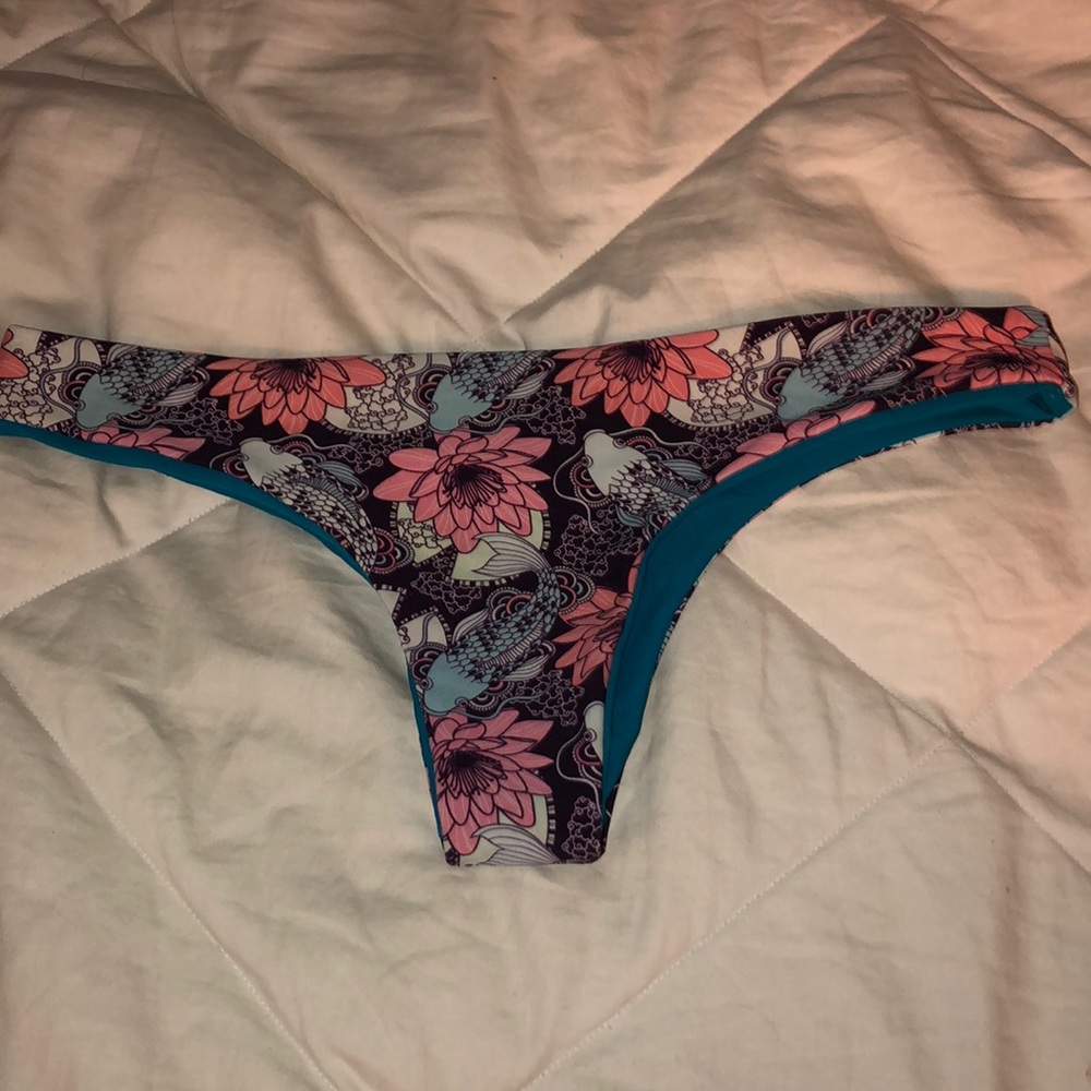 Bathing suit bottoms